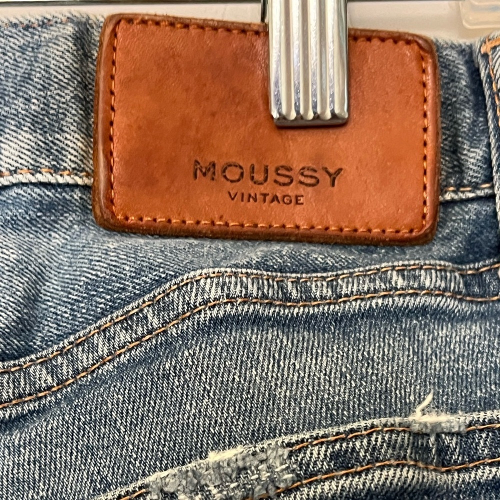 Moussy Vintage Distressed Cropped Medium Blue Jeans 29 - Picture 5 of 10